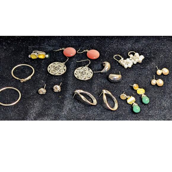 Ten Pair of Silver Tone Earring Jewelry Lot - Picture 1 of 9